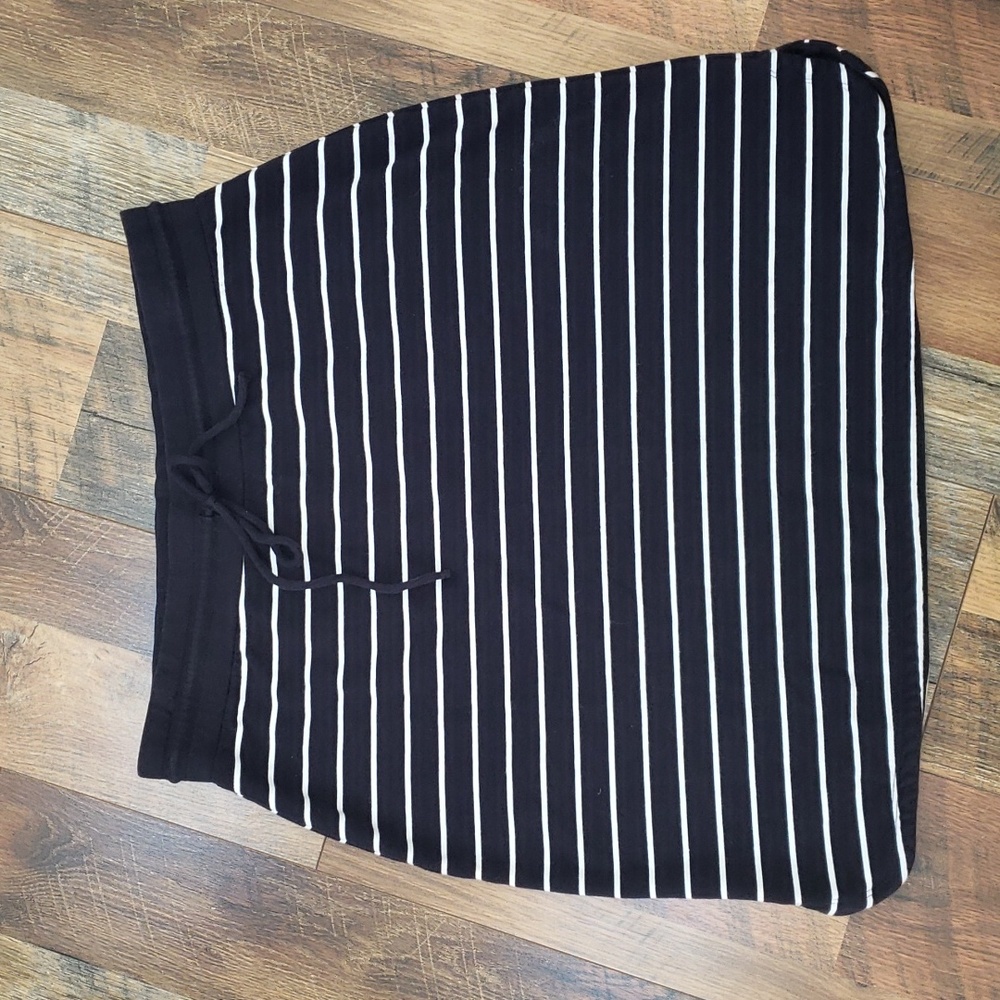 T by Talbots Blue and White Striped Pima Cotton and Modal Skirt, Size Large